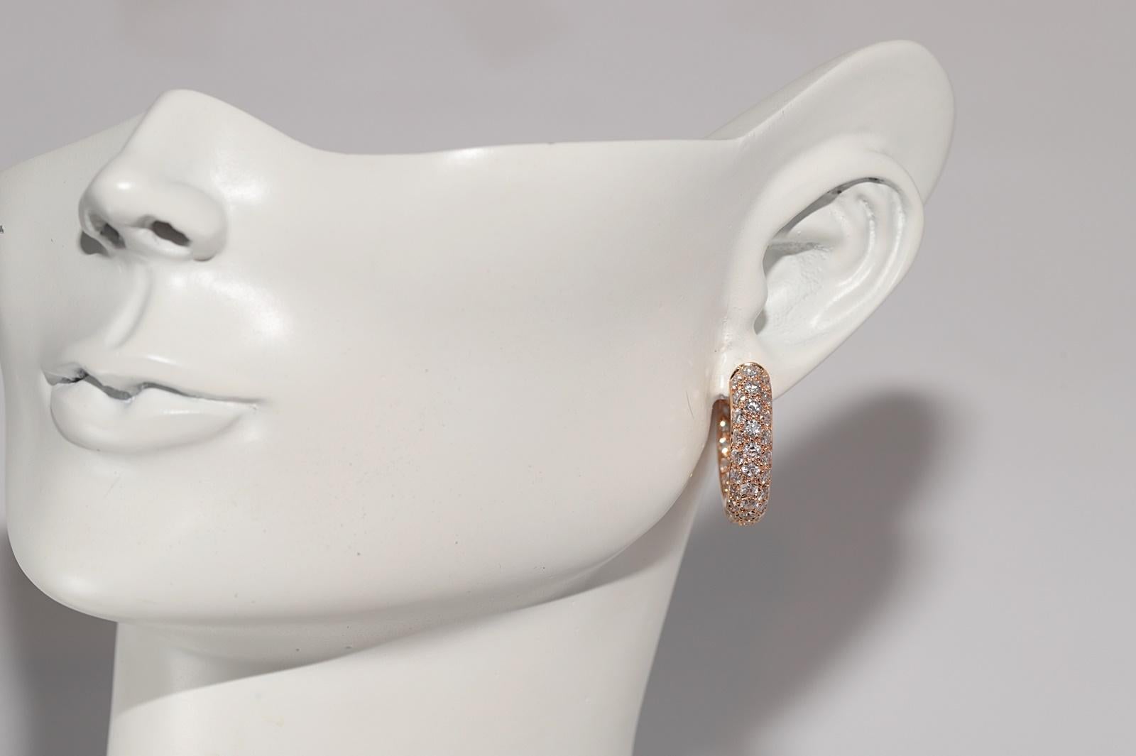 Vintage Circa 1990er Jahre 18k Gold Natürlicher Diamant Dekorierter Creolen-Ohrring im Creolen-Stil im Angebot 11