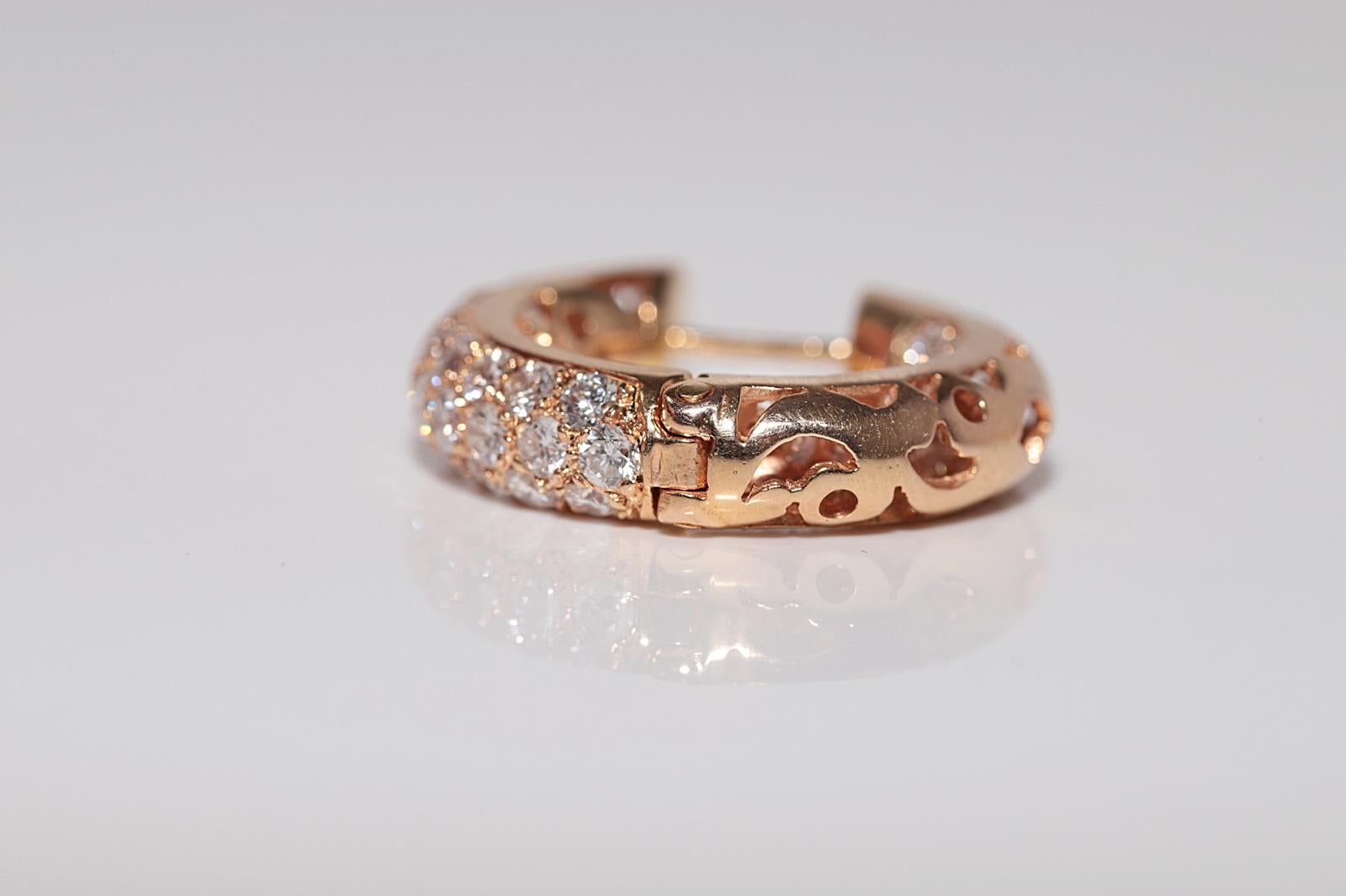 Vintage Circa 1990er Jahre 18k Gold Natürlicher Diamant Dekorierter Creolen-Ohrring im Creolen-Stil im Angebot 2
