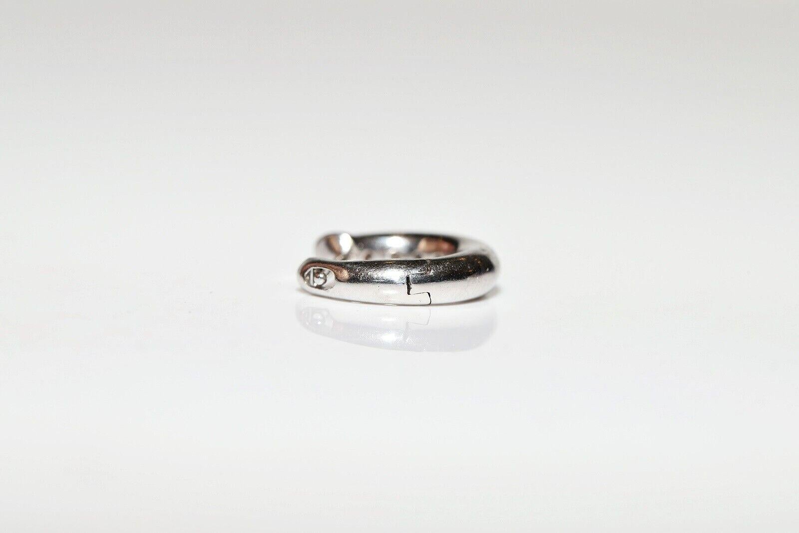 Vintage Circa 1990er Jahre 18k Gold Natürlicher Diamant Dekorierter Creolen-Ohrring im Creolen-Stil im Angebot 2