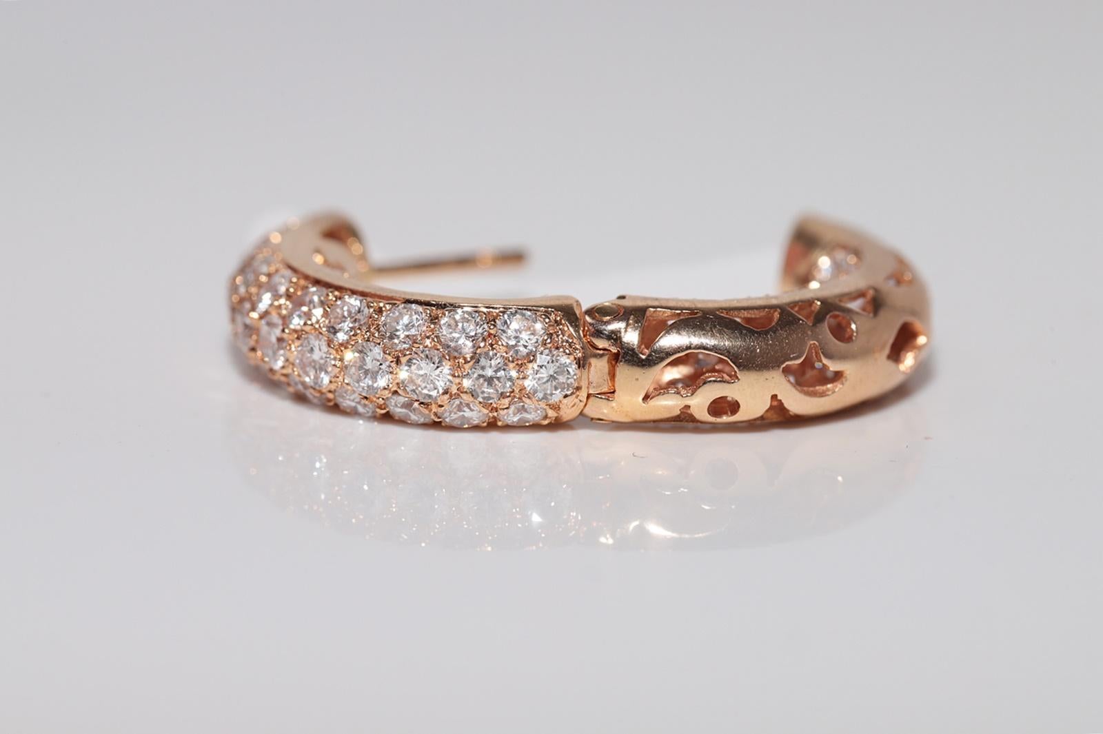 Vintage Circa 1990er Jahre 18k Gold Natürlicher Diamant Dekorierter Creolen-Ohrring im Creolen-Stil im Angebot 3