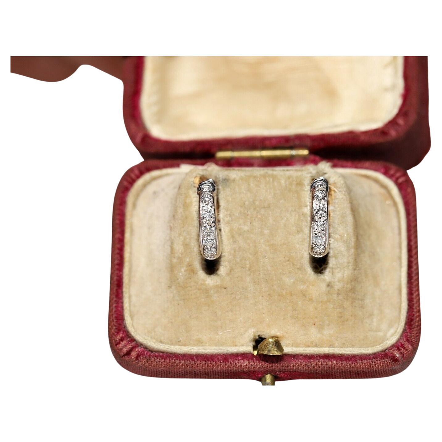 Vintage Circa 1990er Jahre 18k Gold Natürlicher Diamant Dekorierter Creolen-Ohrring im Creolen-Stil im Angebot