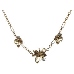 Vintage Circa 1990s 18k Gold Natural Diamond Decorated Leaf Necklace