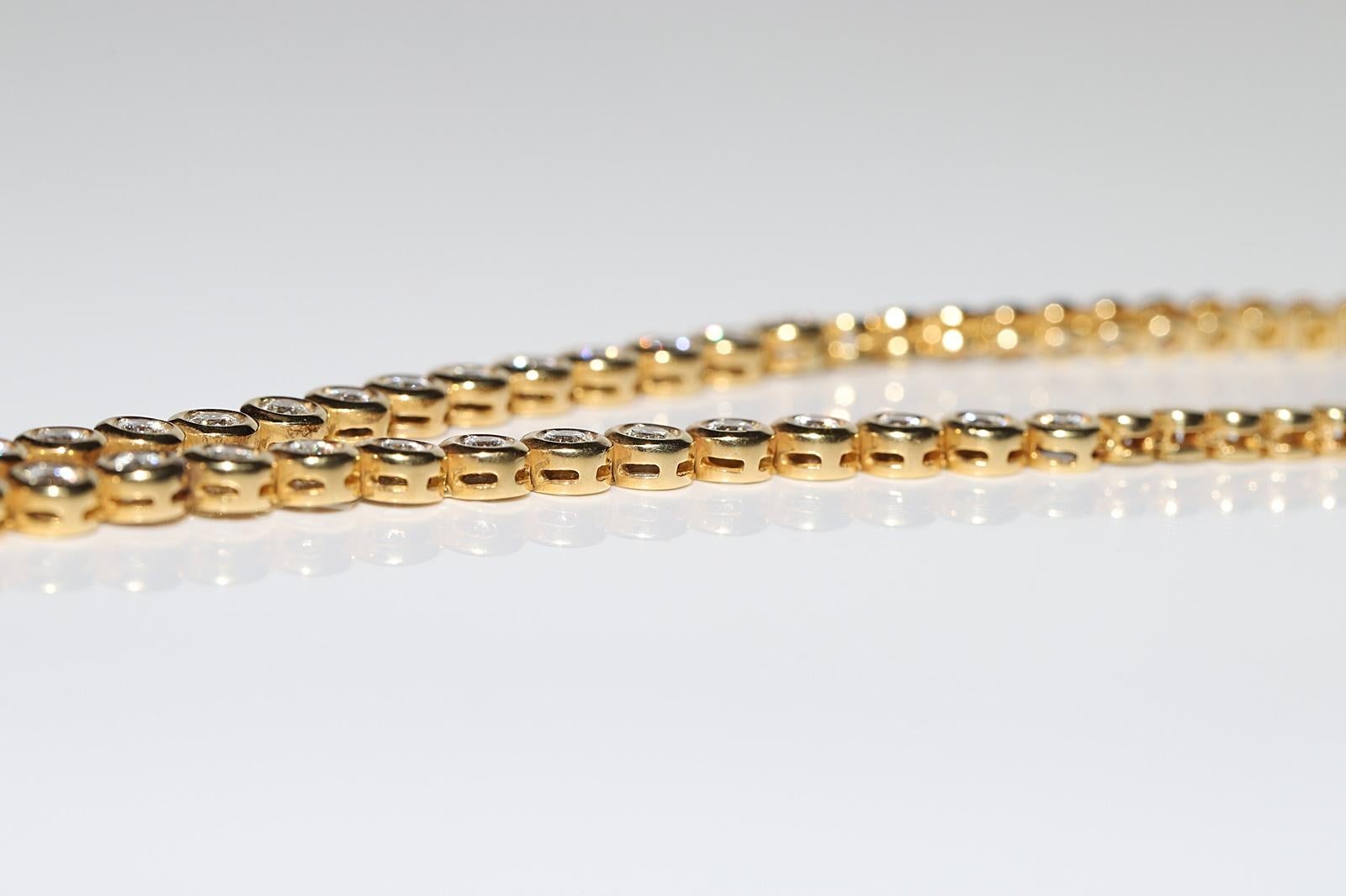 Vintage Circa 1990er Jahre 18k Gold Natürlicher Diamant Dekorierte Vintage-Halskette im Angebot 11