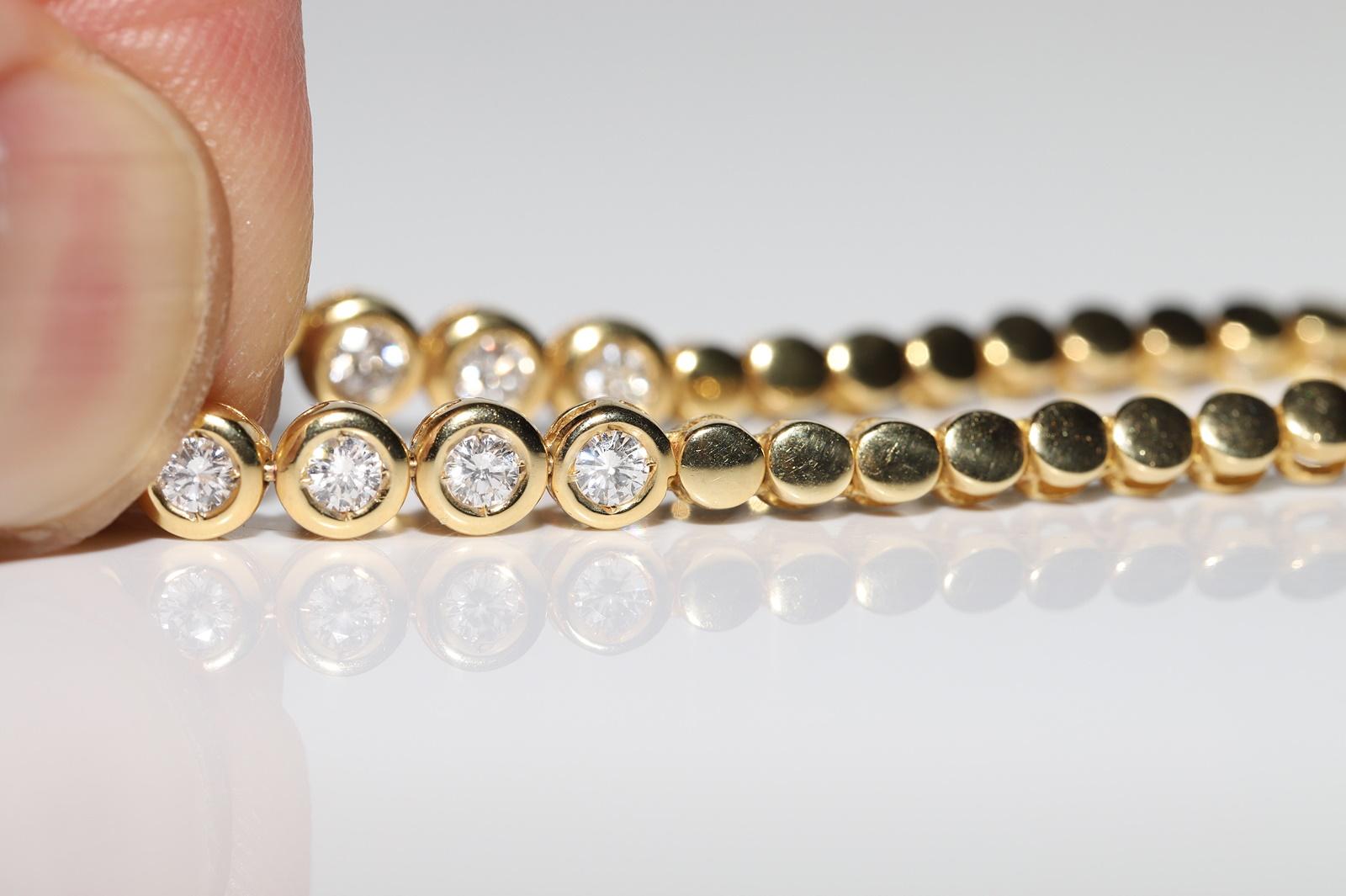 Vintage Circa 1990er Jahre 18k Gold Natürlicher Diamant Dekorierte Vintage-Halskette im Angebot 12