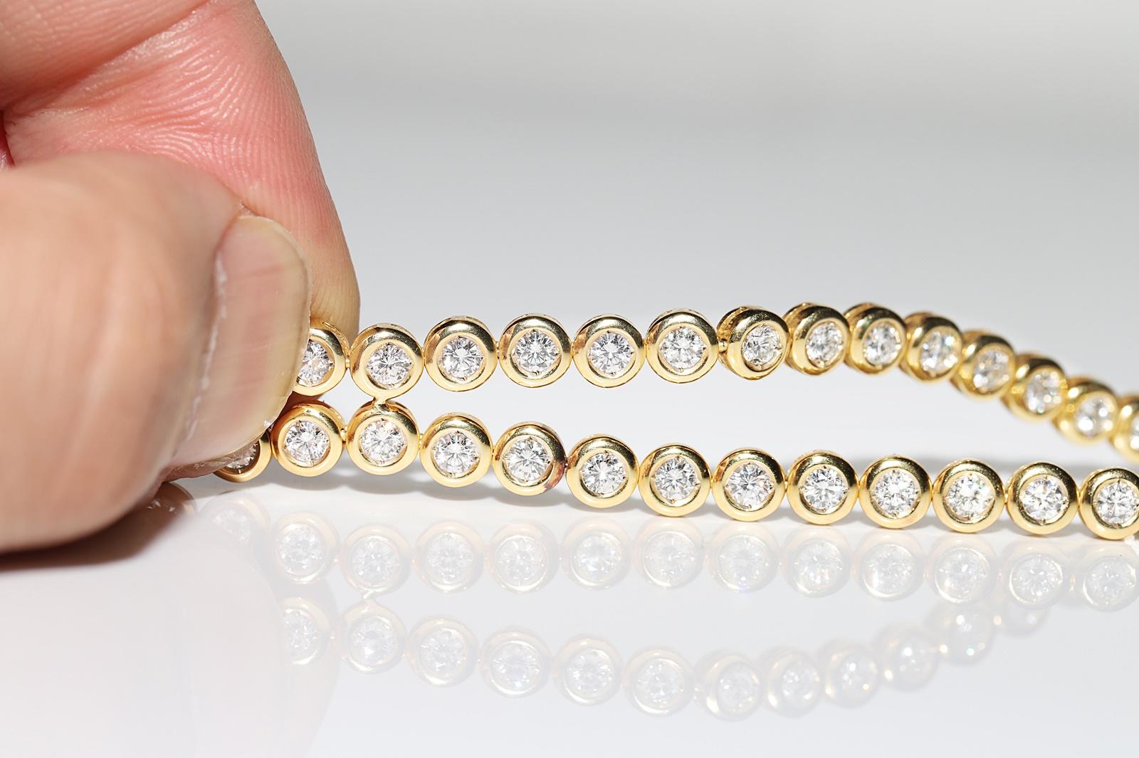 Vintage Circa 1990er Jahre 18k Gold Natürlicher Diamant Dekorierte Vintage-Halskette im Angebot 13
