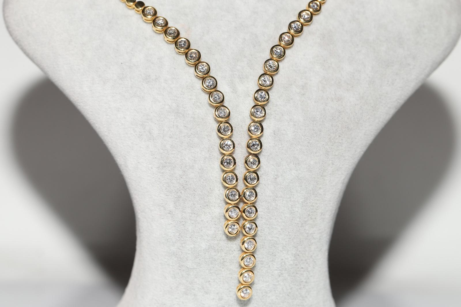 Vintage Circa 1990er Jahre 18k Gold Natürlicher Diamant Dekorierte Vintage-Halskette (Brillantschliff) im Angebot