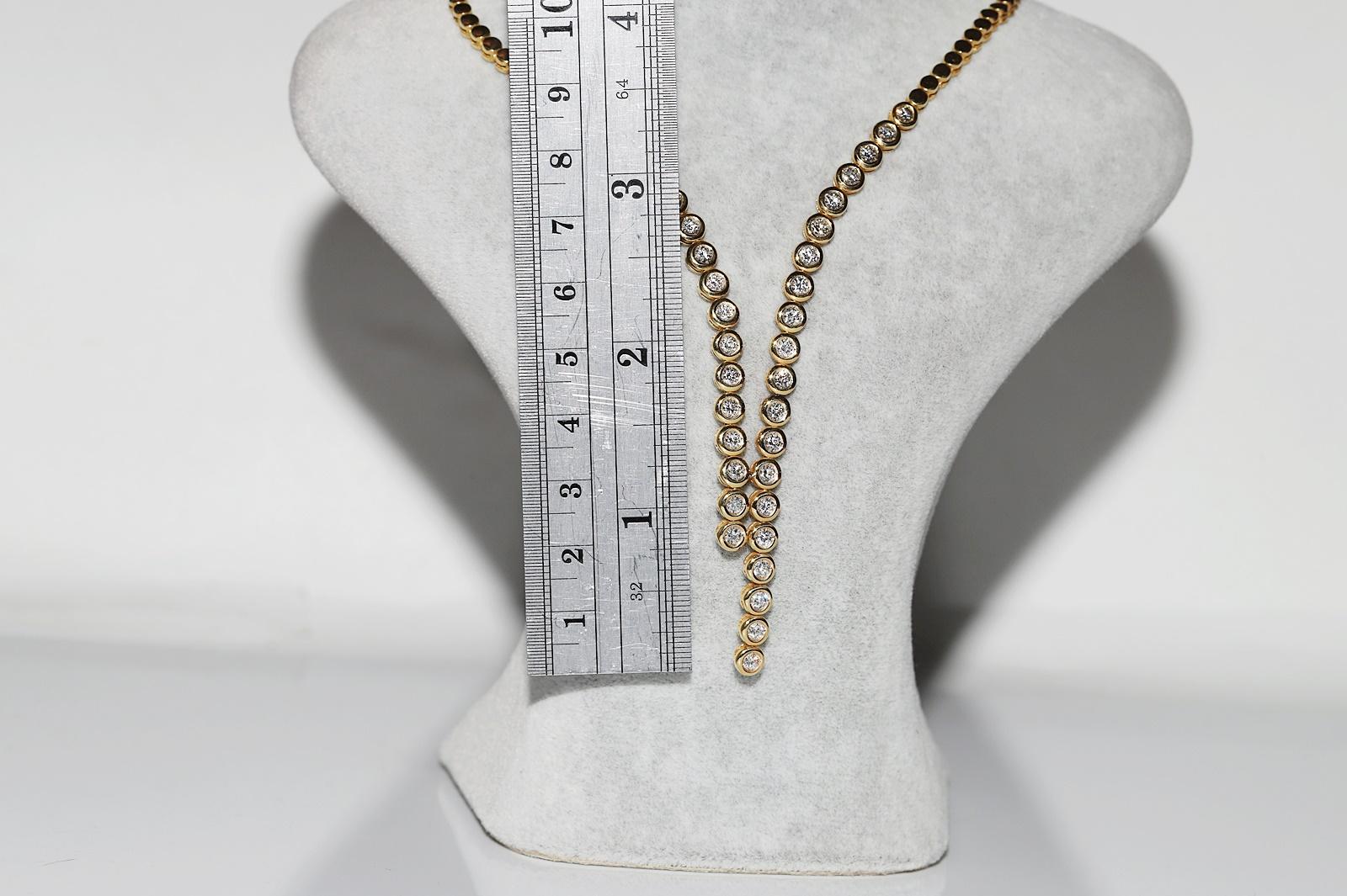 Vintage Circa 1990er Jahre 18k Gold Natürlicher Diamant Dekorierte Vintage-Halskette Damen im Angebot