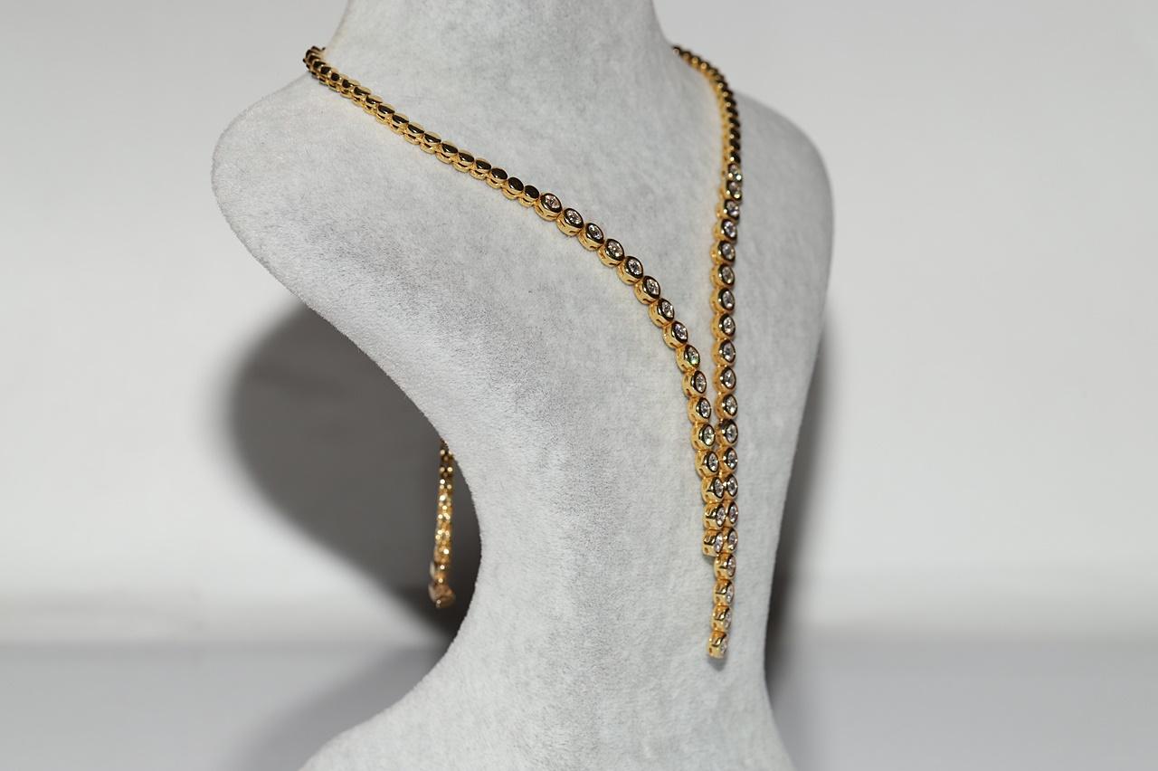 Vintage Circa 1990s 18k Gold Natural Diamond Decorated Necklace For Sale 1