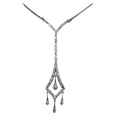 Vintage Circa 1990 Collier en or 18k orné de diamants naturels