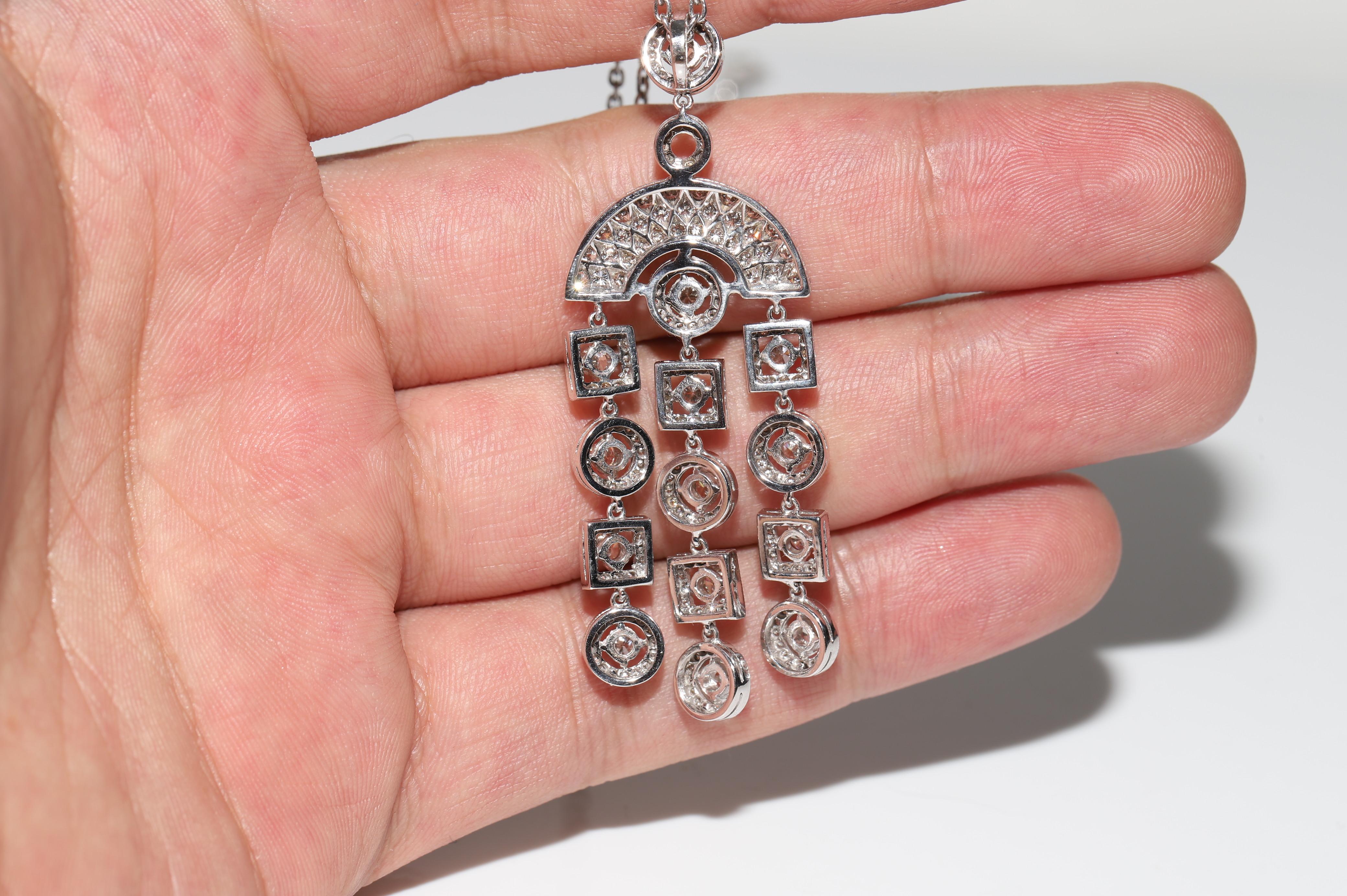 Vintage Circa 1990s 18k Gold Natural Diamond Decorated Pendant Necklace For Sale 11
