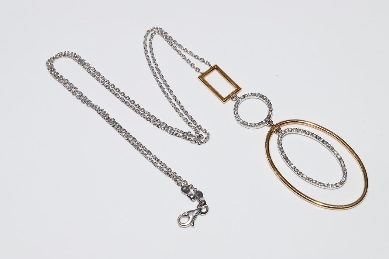 Vintage CIRCA 1990er Jahre 18k Gold natürlichen Diamanten dekoriert Anhänger Halskette im Angebot 1