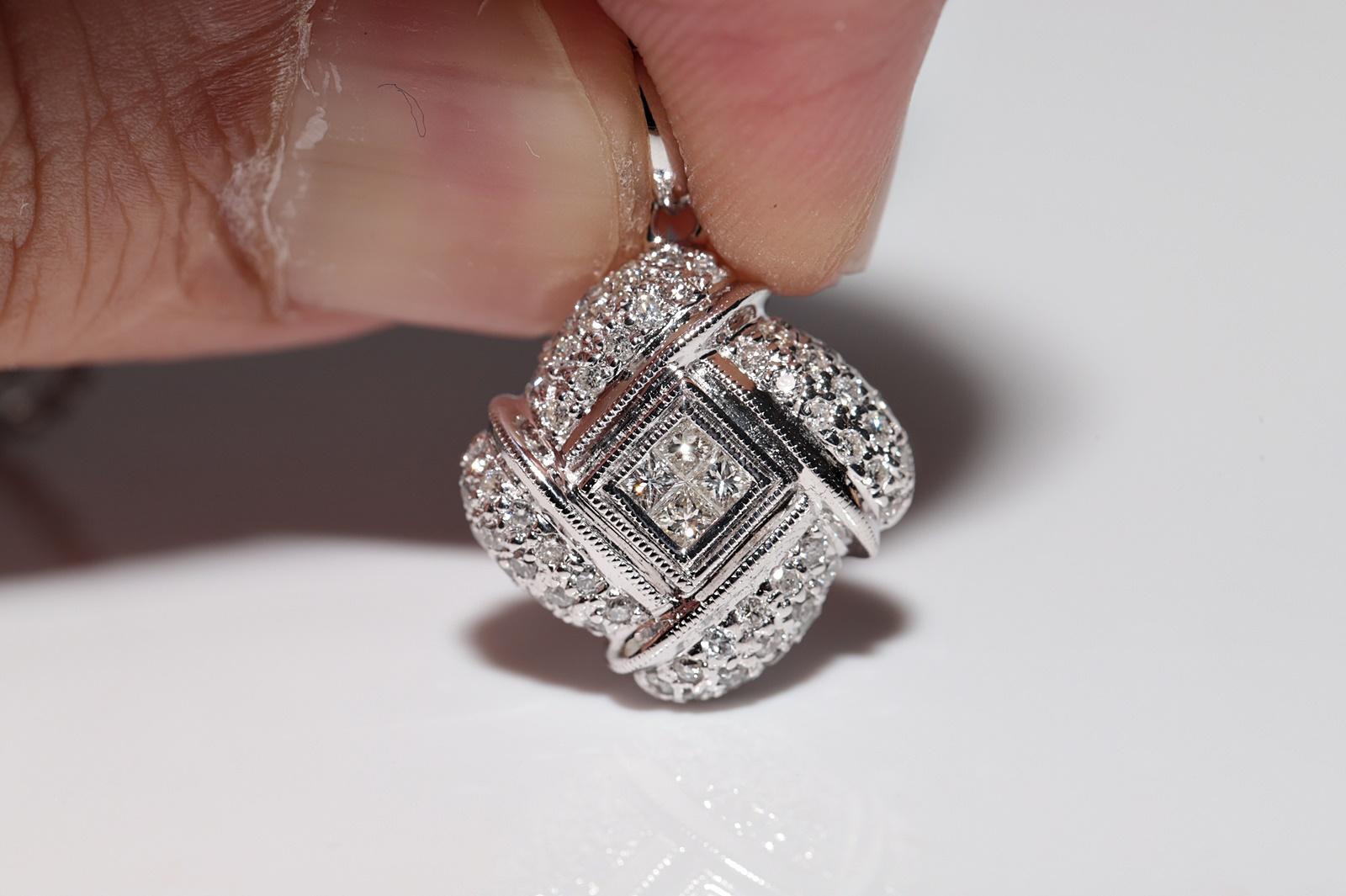 Vintage CIRCA 1990er Jahre 18k Gold natürlichen Diamanten dekoriert Anhänger Halskette im Angebot 1