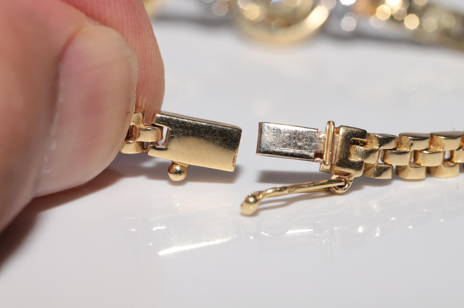 Braccialetto d'oro naturale decorato con diamanti naturali, vintage CIRCA gli anni '90 in vendita 9
