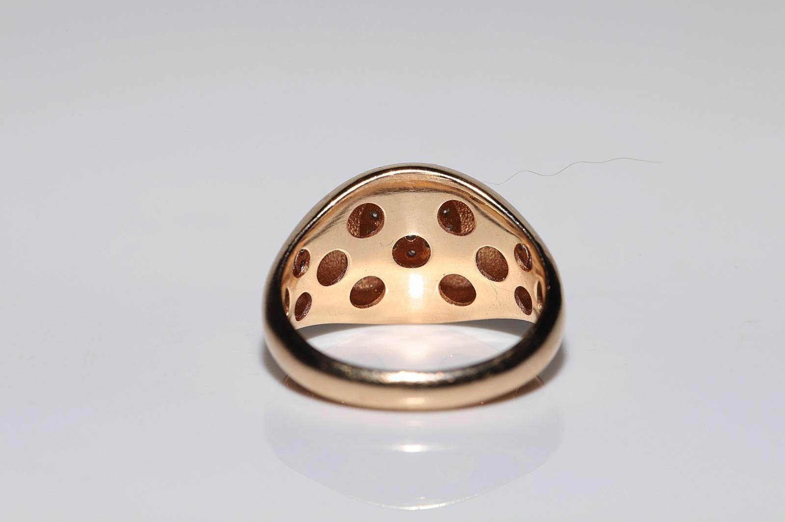 Vintage Circa 1990s 18k Gold Natural Diamond Decorated Ring  For Sale 3