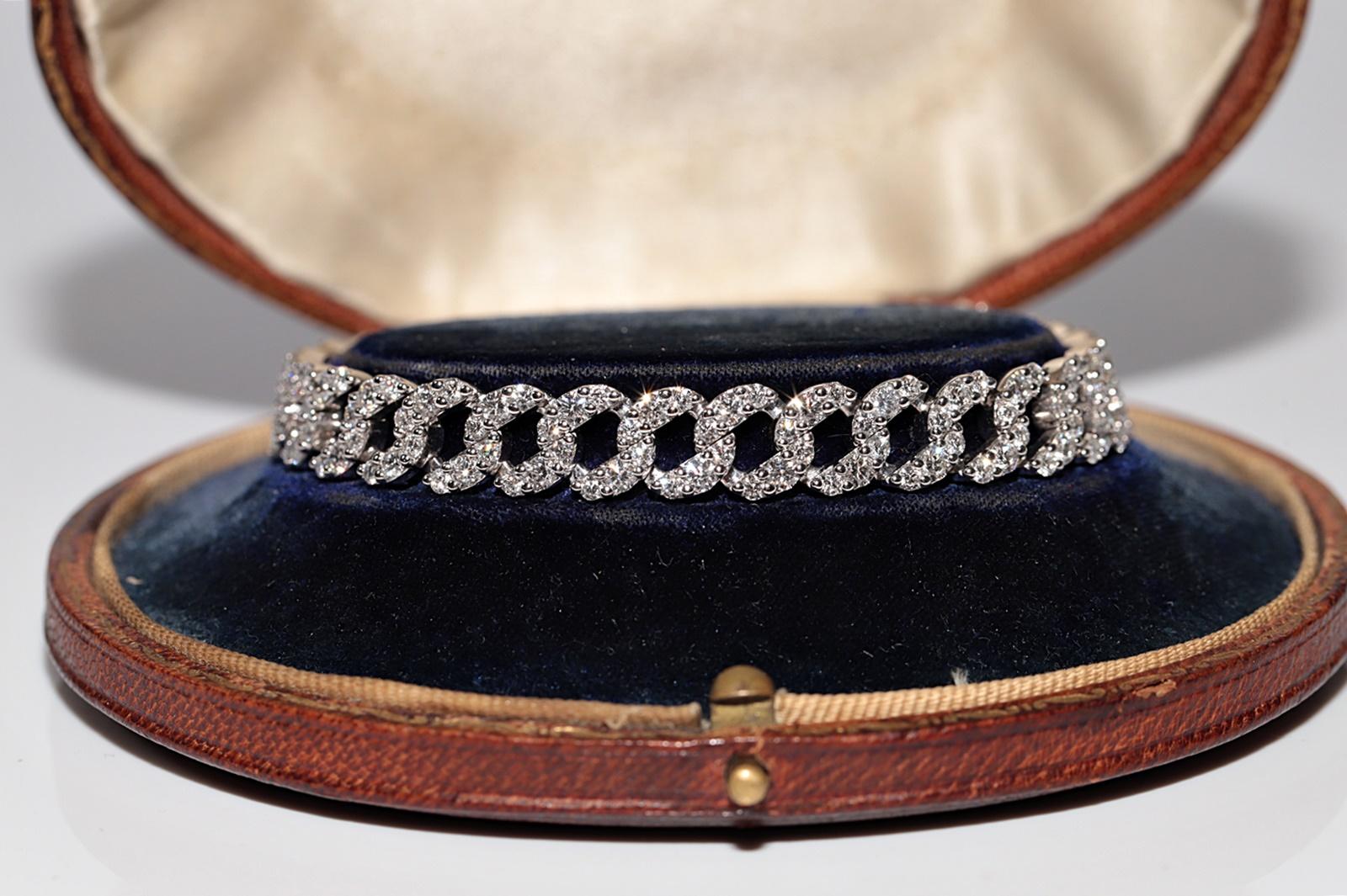 Vintage Circa 1990s 18k Gold Natural Diamond Decorated Rope Style Bracelet For Sale 1