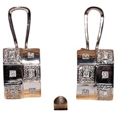 Vintage Circa 1990 Boucles d'oreilles carrées en or 18k ornées de diamants naturels