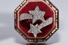 Vintage Circa 1990s 18k Gold Natural Diamond Decorated Star Design Ring