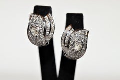 Vintage Circa 1990s 18k Gold Natural Diamond Decorated Strong Earring
