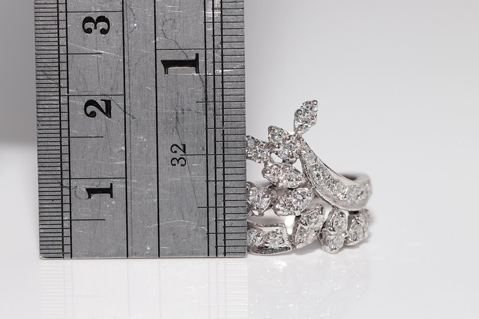 Anello forte decorato con diamanti naturali in oro 18k CIRCA 1990 in vendita 5