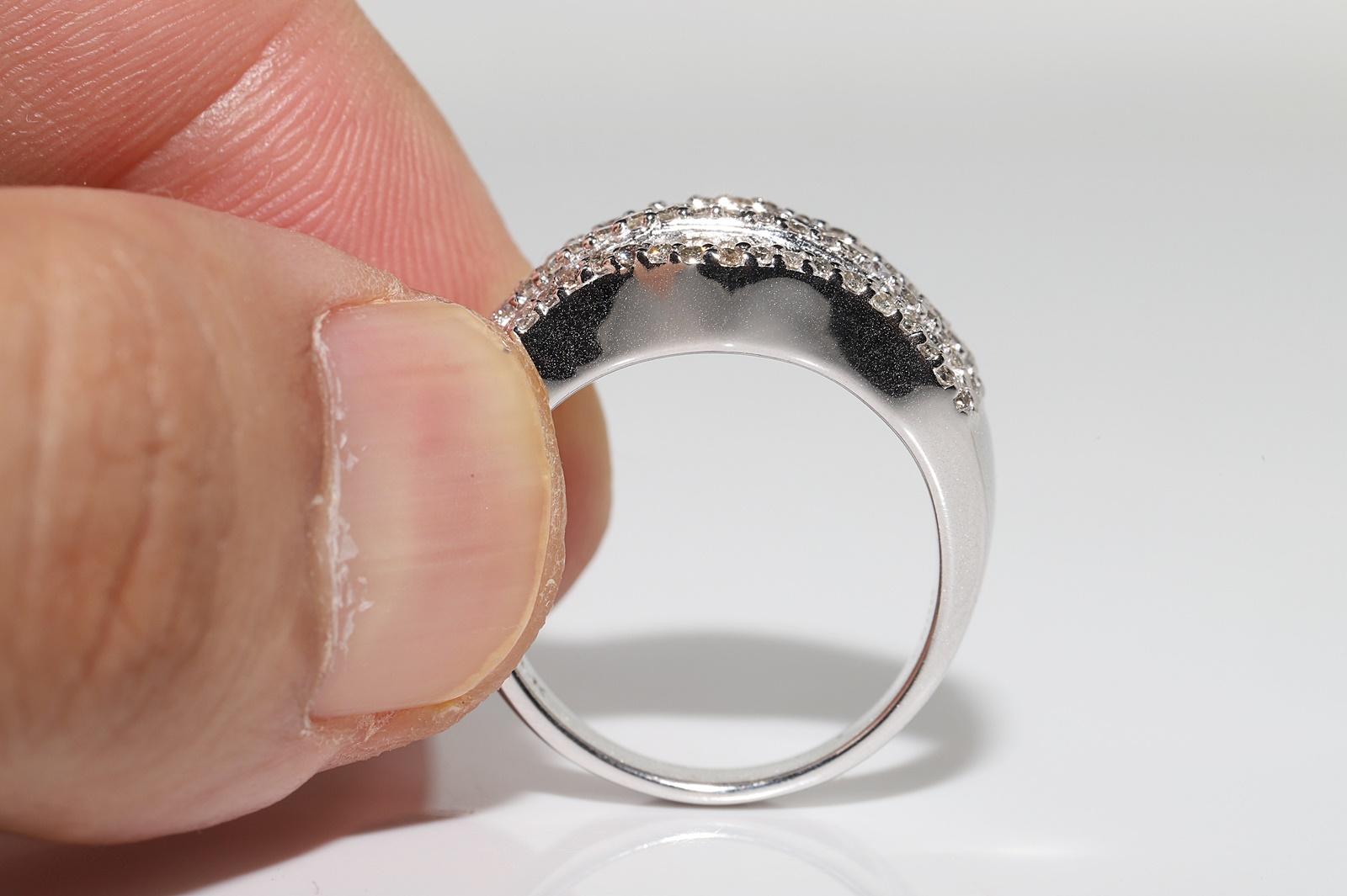Vintage Circa 1990s 18k Gold Natural Diamond Decorated Strong Ring For Sale 6