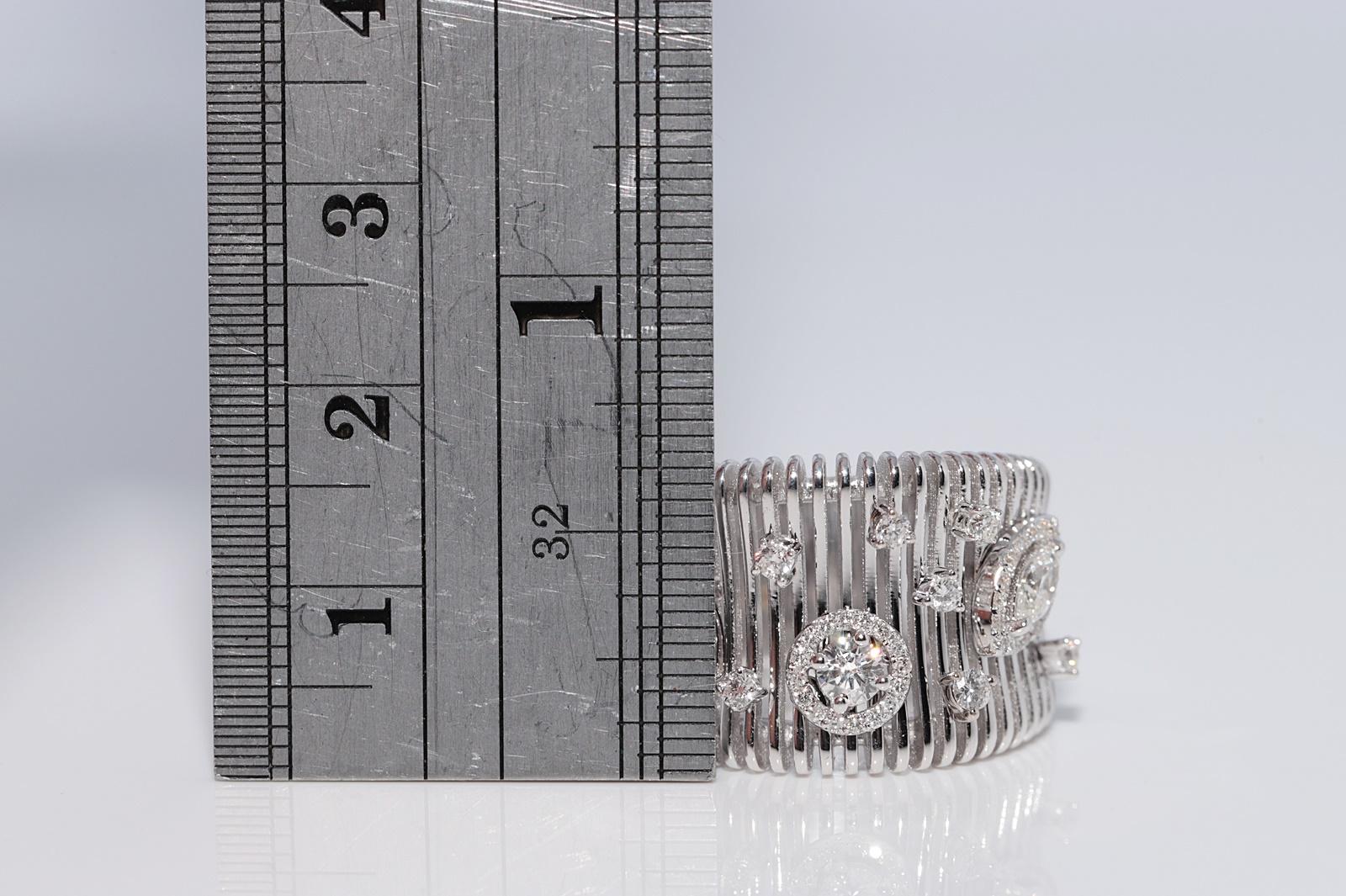 Anello forte decorato con diamanti naturali in oro 18k CIRCA 1990 in vendita 6