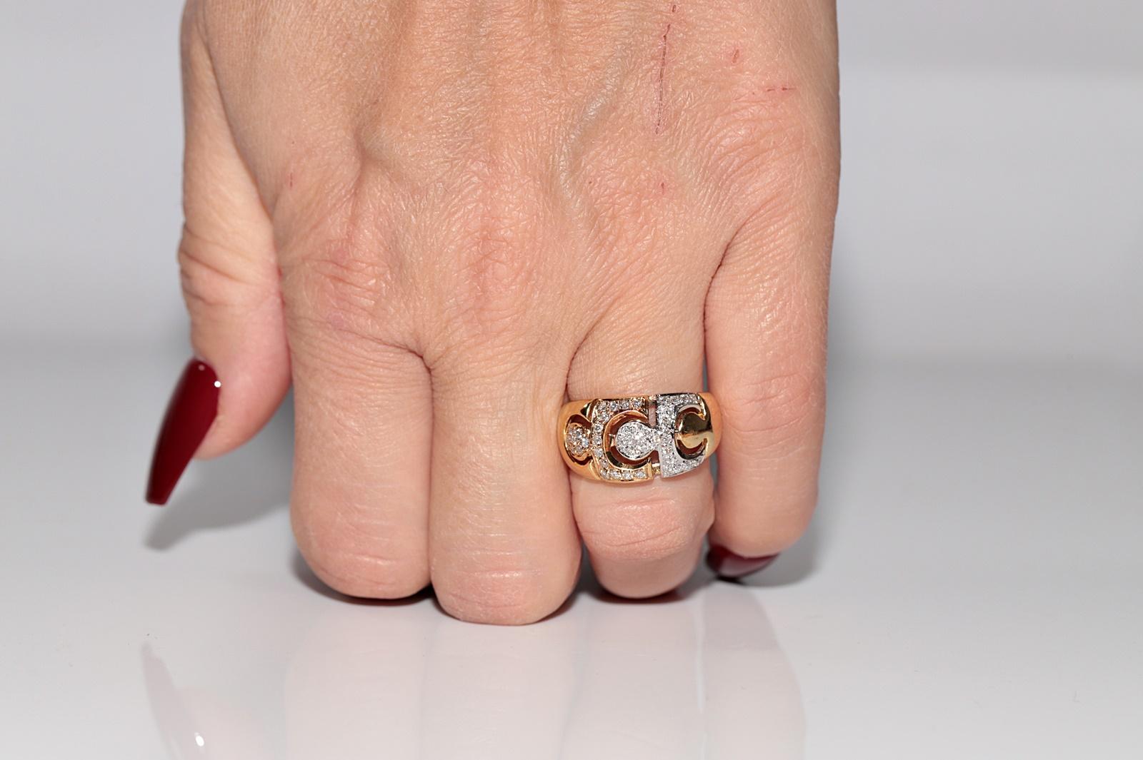 Anello forte decorato con diamanti naturali in oro 18k CIRCA 1990 in vendita 6