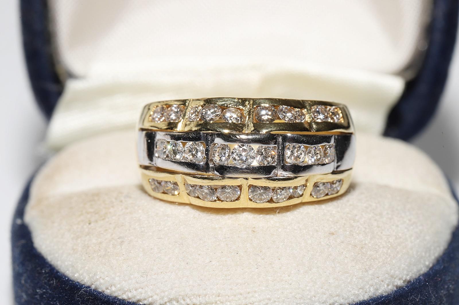 Donna Anello forte decorato con diamanti naturali in oro 18k CIRCA 1990 in vendita