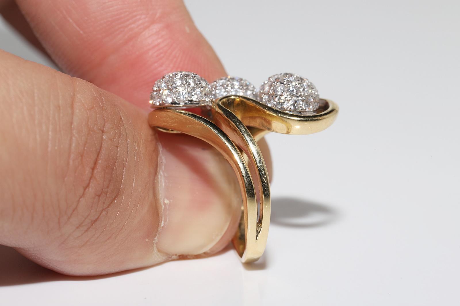 Vintage Circa 1990er Jahre 18k Gold Natürlicher Diamant Dekoriert  Starker Ring 1