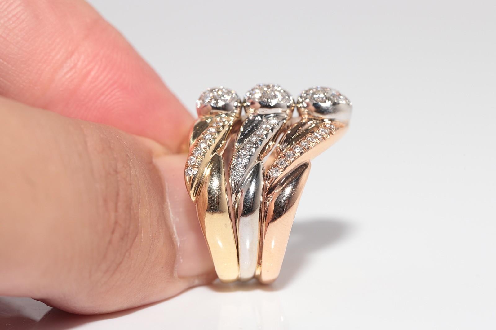 Anello forte decorato con diamanti naturali in oro 18k CIRCA 1990 in vendita 1