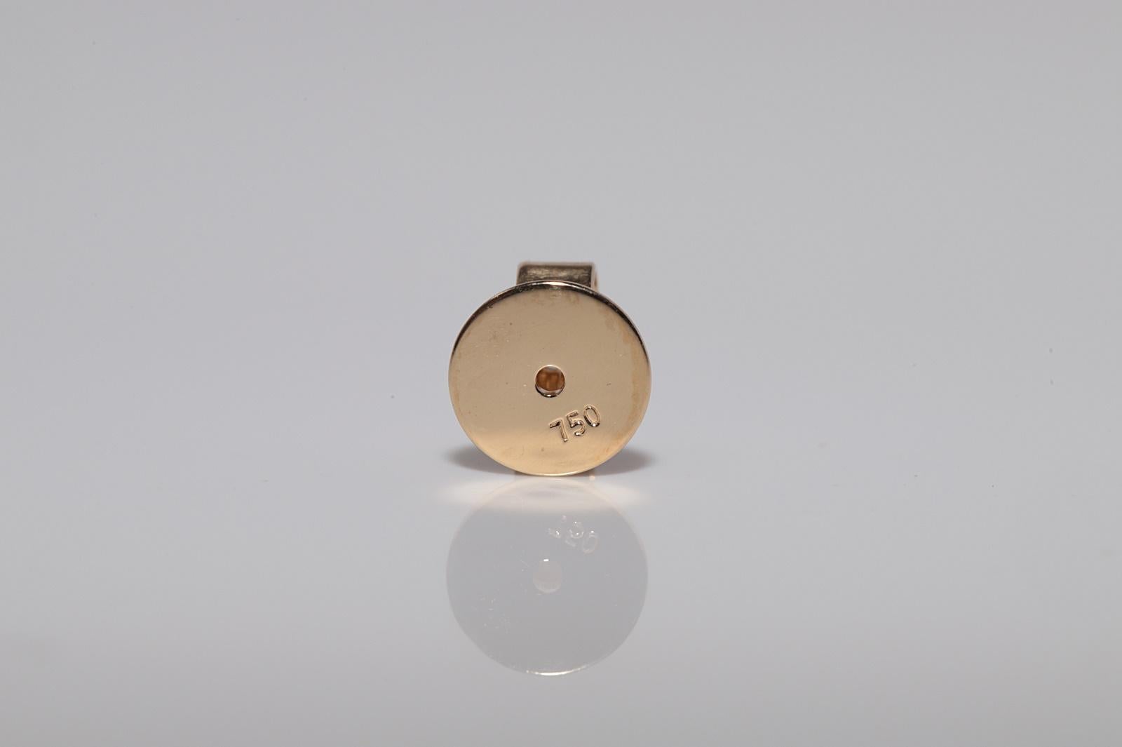 Vintage Circa 1990er Jahre 18k Gold Natürlicher Diamant Dekorierter Ohrstecker Vintage im Angebot 4