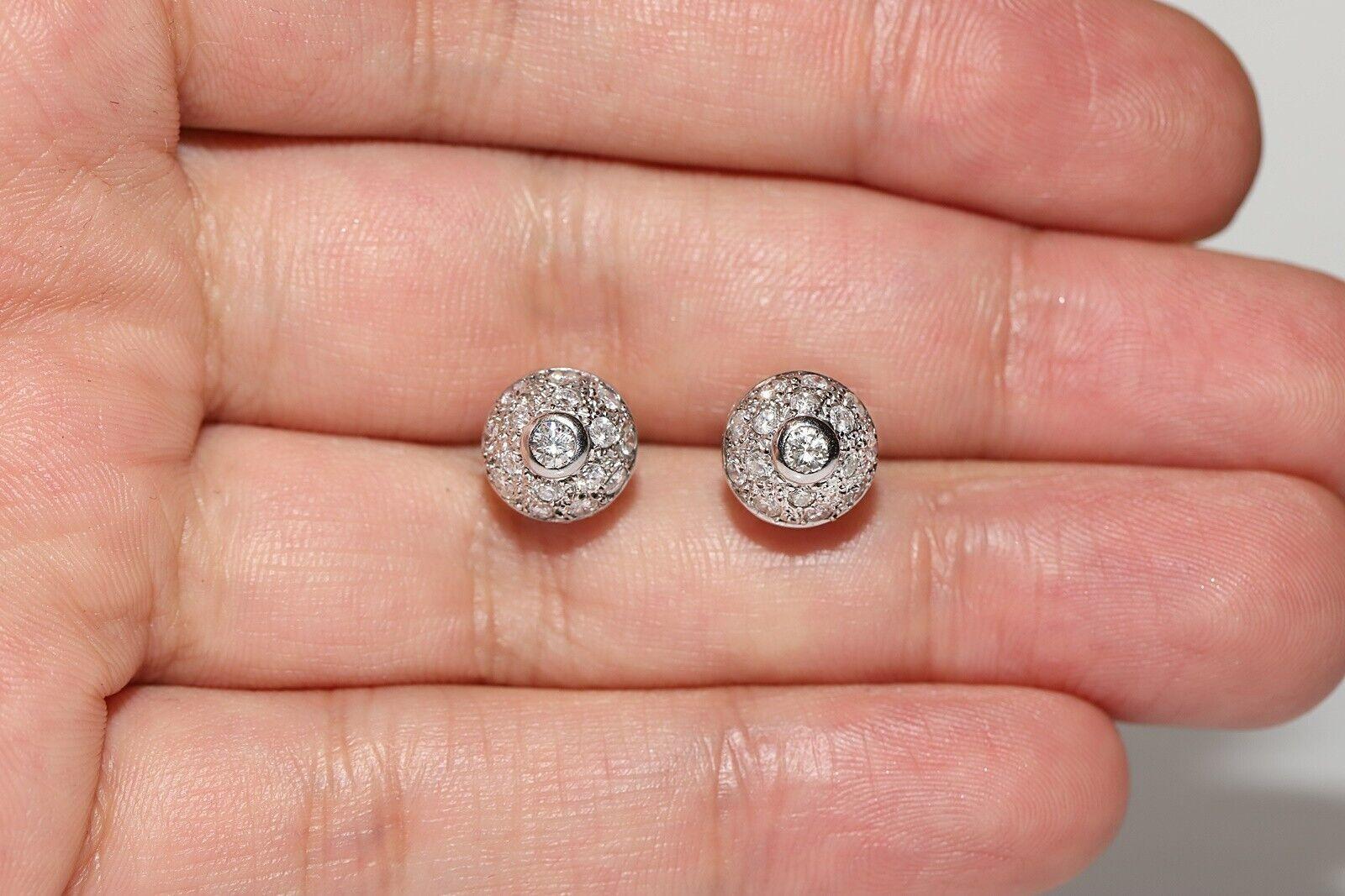 Vintage Circa 1990er Jahre 18k Gold Natürlicher Diamant Dekorierter Ohrstecker Vintage Damen im Angebot