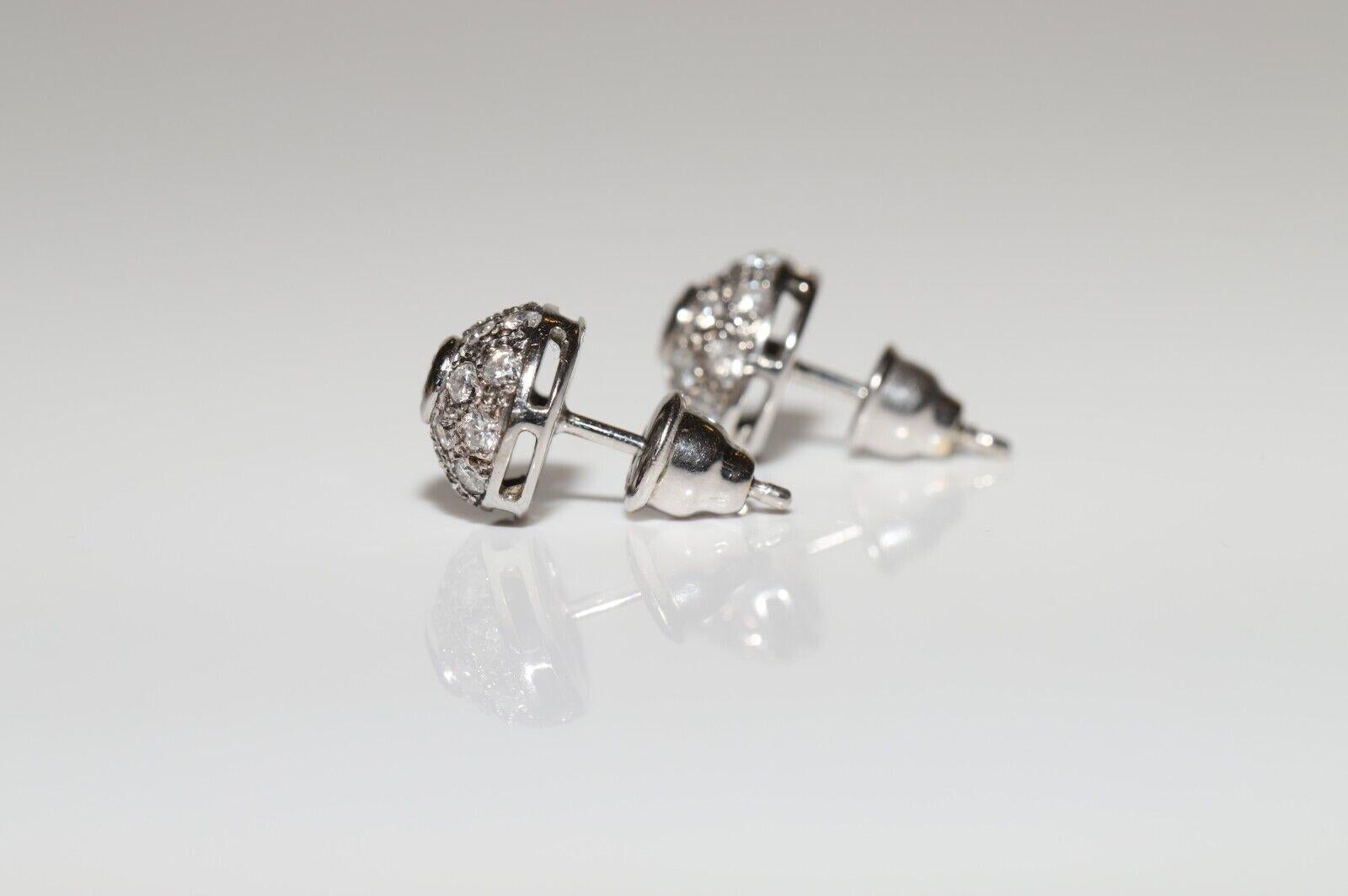 Vintage Circa 1990er Jahre 18k Gold Natürlicher Diamant Dekorierter Ohrstecker Vintage im Angebot 3