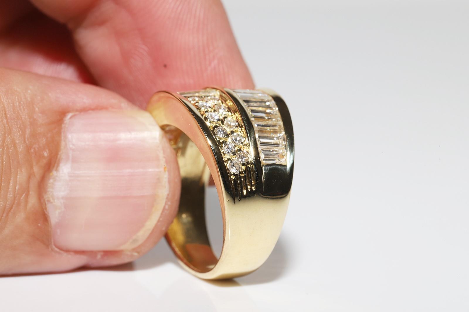 Vintage Circa 1990er Jahre 18k Gold Natürlicher Diamant Dekorierter Tank-Ring mit Diamanten im Angebot 5