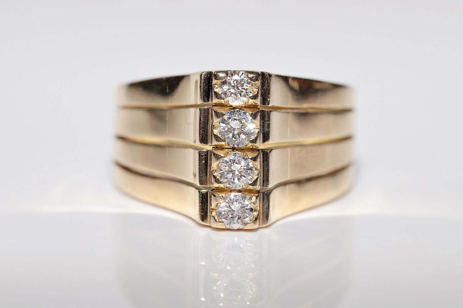 Retro Vintage Circa 1990s 18k Gold Natural Diamond Decorated Tank Ring For Sale