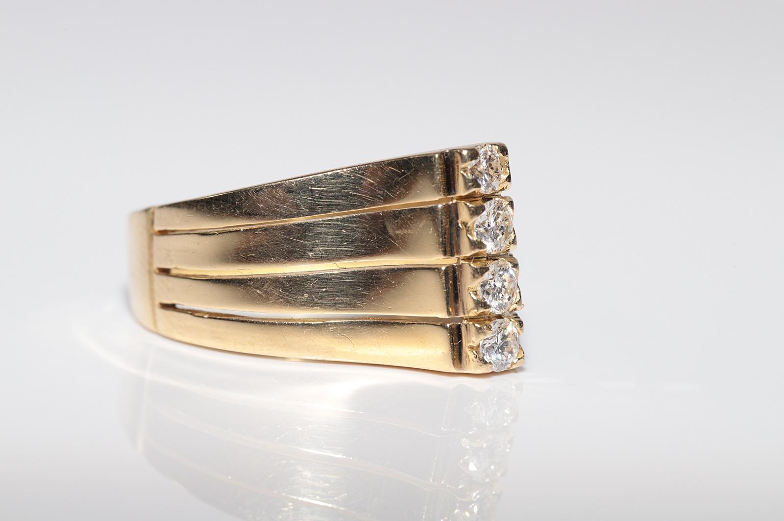 Brilliant Cut Vintage Circa 1990s 18k Gold Natural Diamond Decorated Tank Ring For Sale