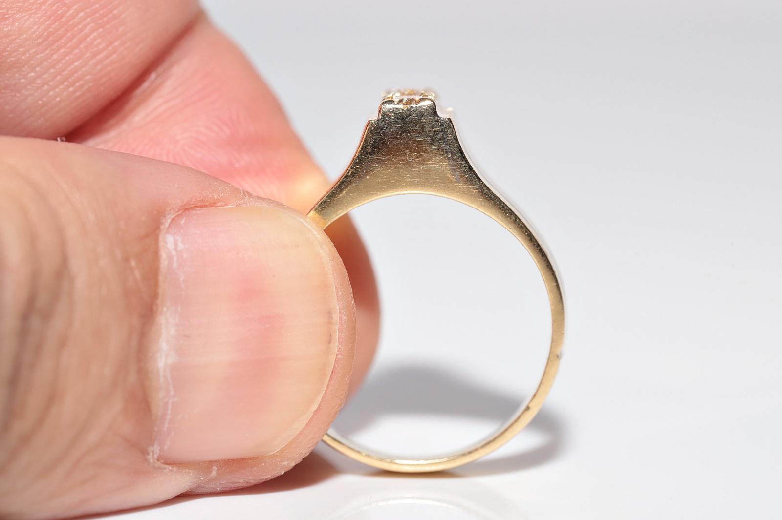 Vintage Circa 1990s 18k Gold Natural Diamond Decorated Tank Ring For Sale 1