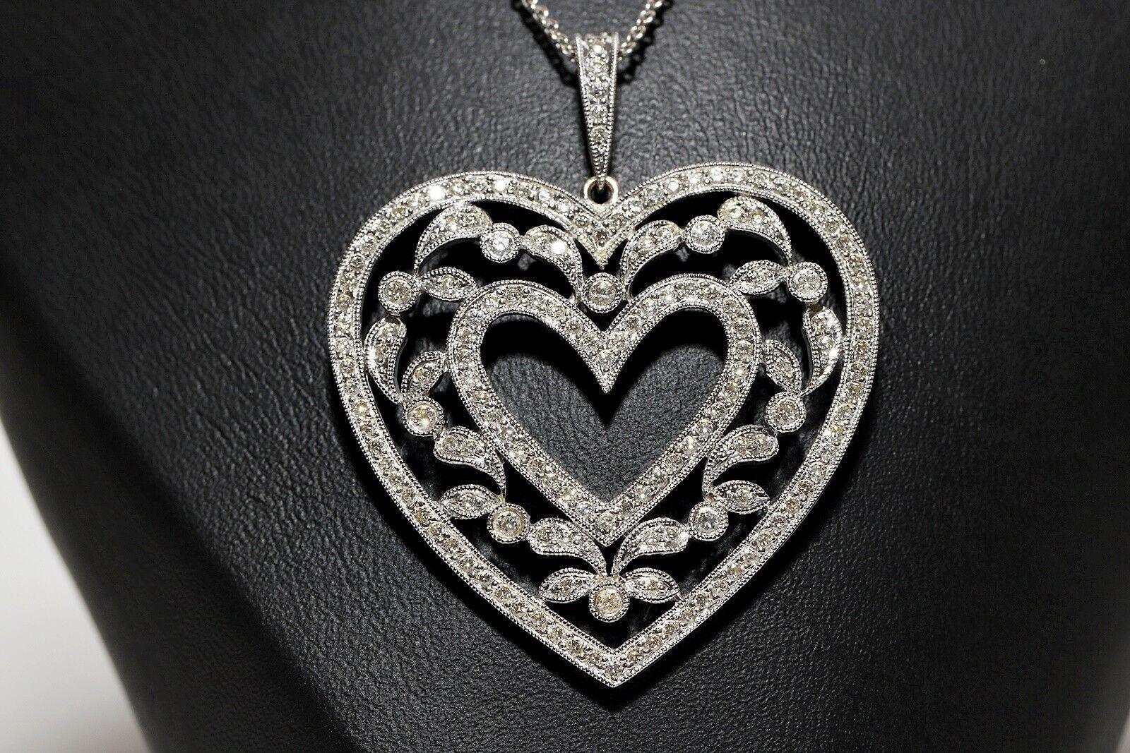 Brilliant Cut Vintage Circa 1990s 18k Gold Natural Diamond Heart Pendant Necklace For Sale