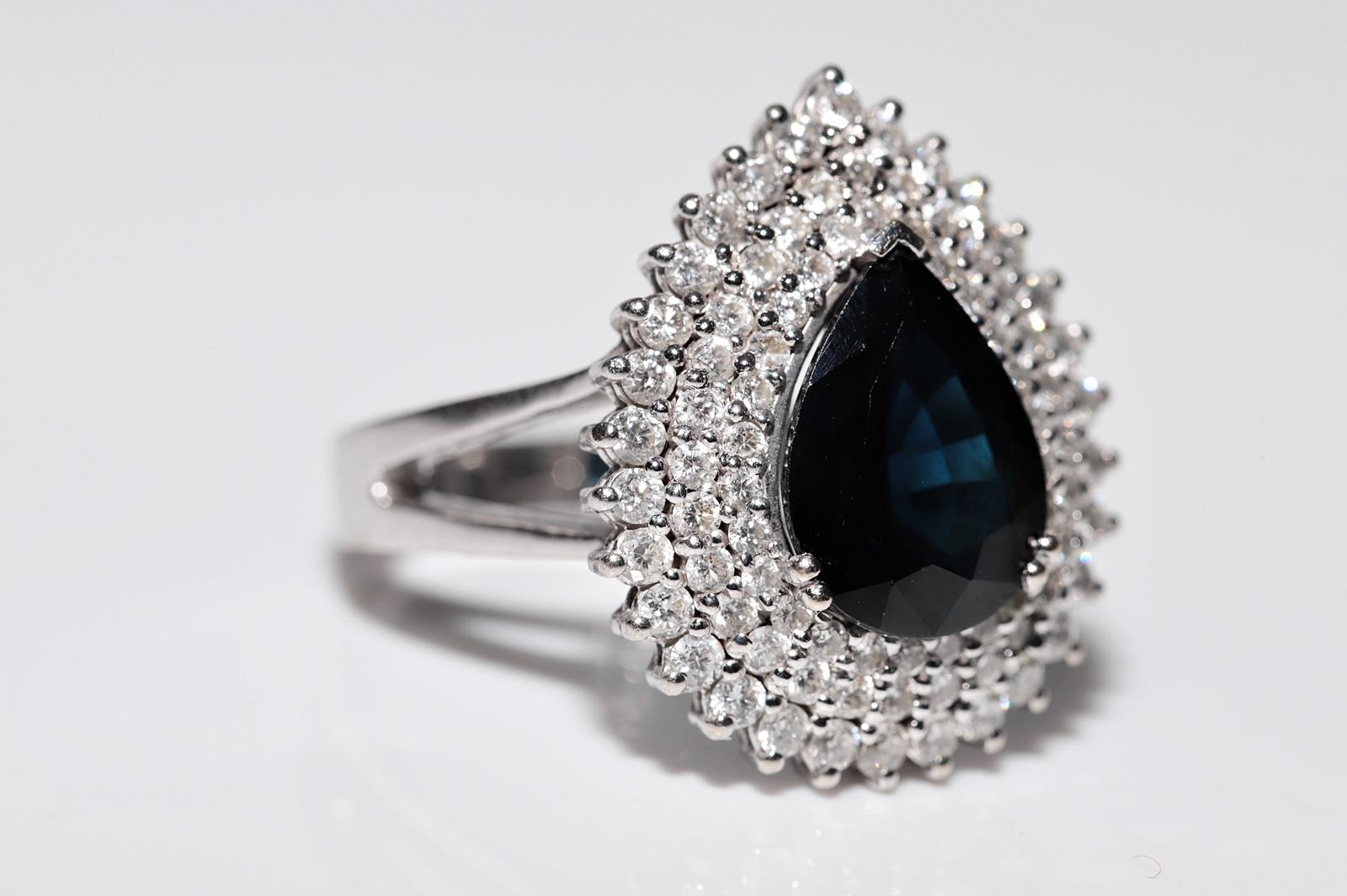 Vintage Circa 1990s 18k Gold Natural Diamond Pear Cut Sapphire Decorated Ring For Sale 5