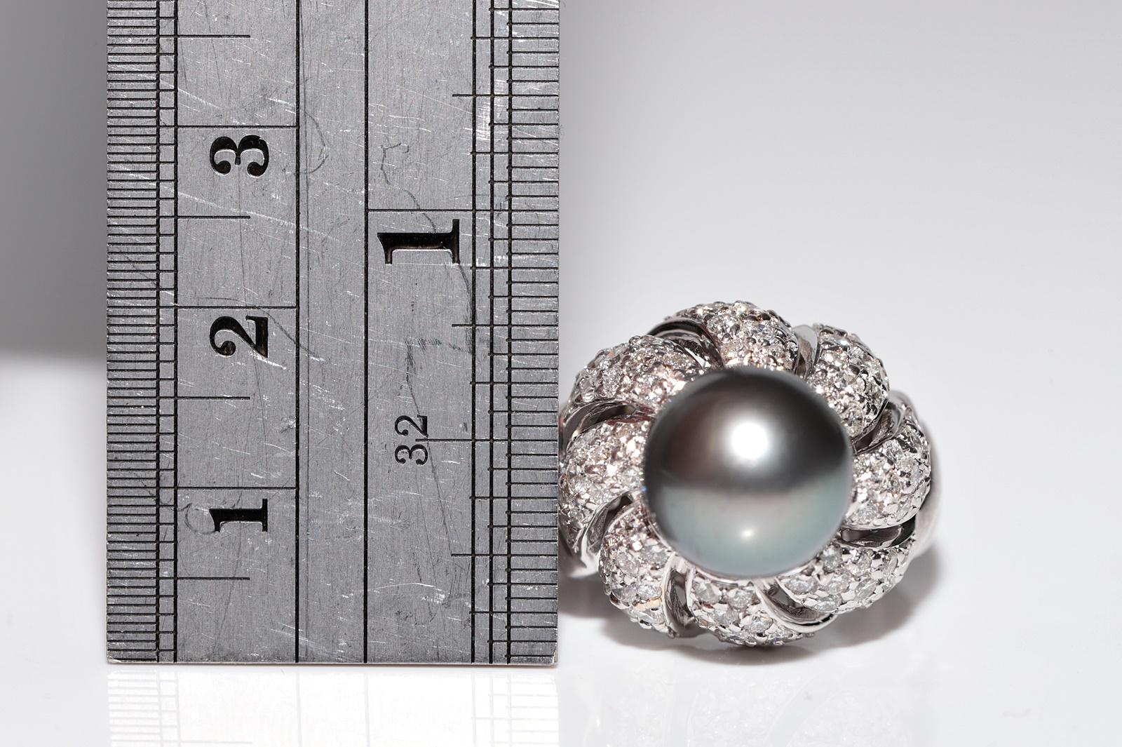 Vintage Circa 1990s Oro 18k Diamante Natural Perla Anillo Tanque Fuerte en venta 4