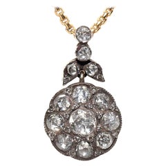 Vintage Circa 1990 Collier pendentif en or 18k avec diamant naturel