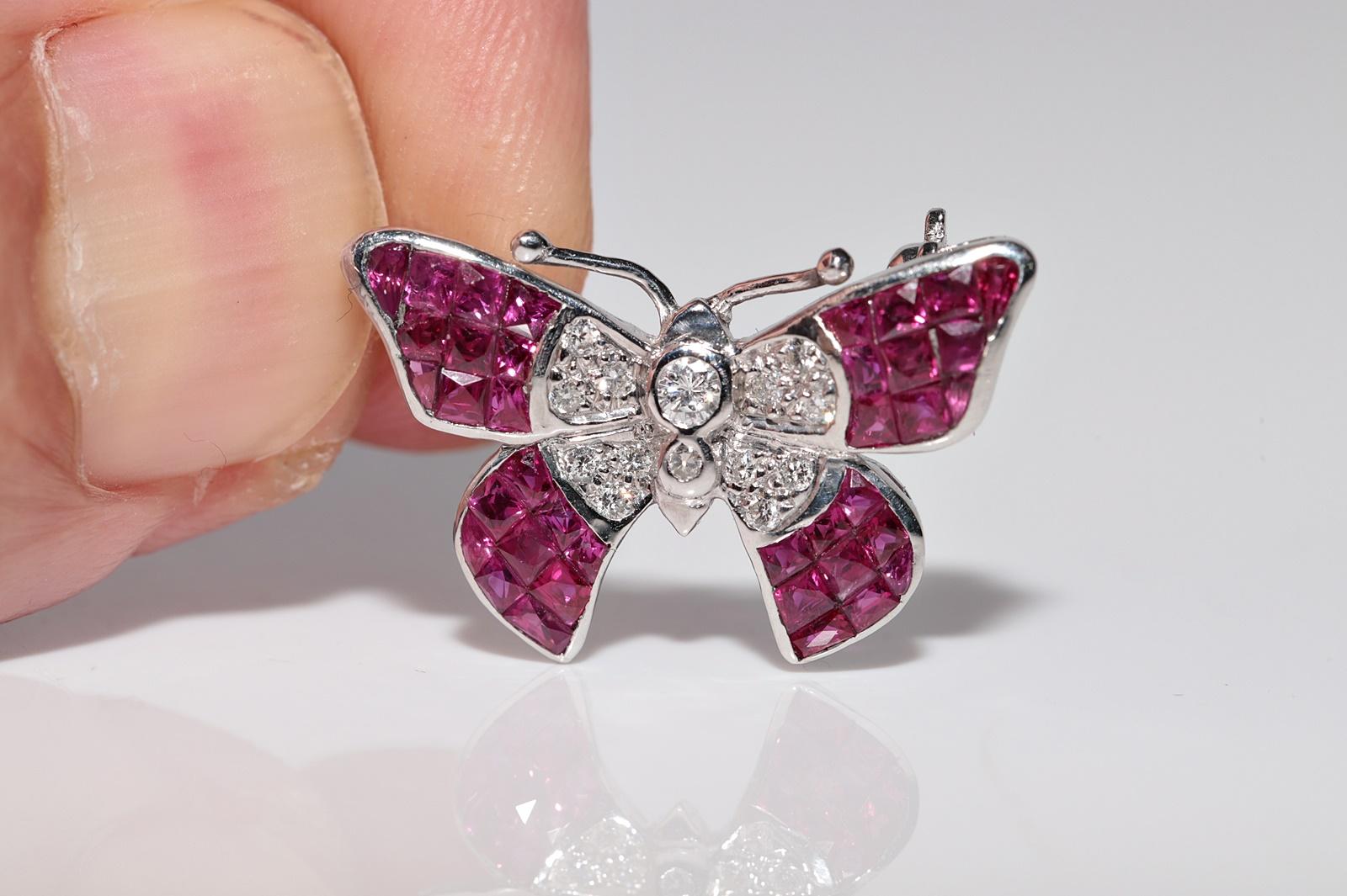 Vintage Circa 1990s 18k Gold Natural Diamond Princess cut Ruby Butterfly Brooch For Sale 8