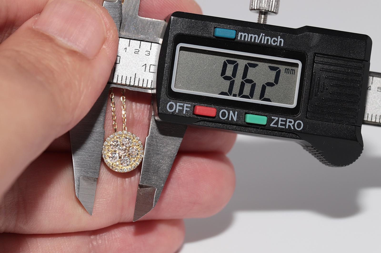 Vintage Circa 1990s 18k Gold Natural Diamond Round Style Pendant Necklace For Sale 6