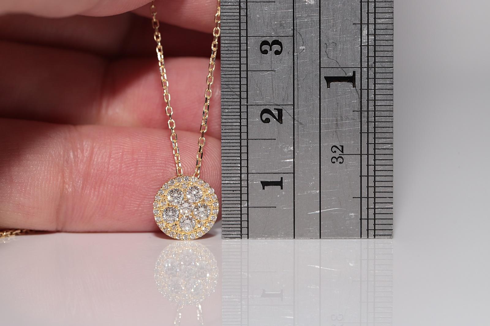 Vintage Circa 1990s 18k Gold Natural Diamond Round Style Pendant Necklace For Sale 8