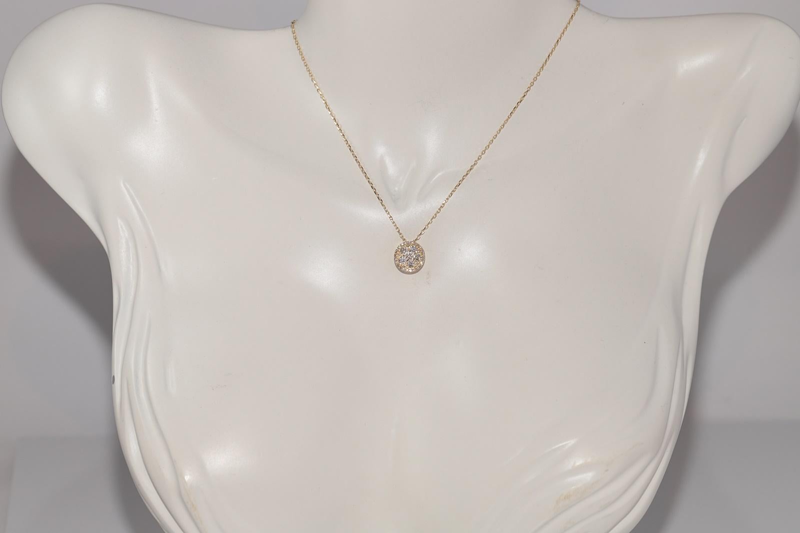 Retro Vintage Circa 1990s 18k Gold Natural Diamond Round Style Pendant Necklace For Sale