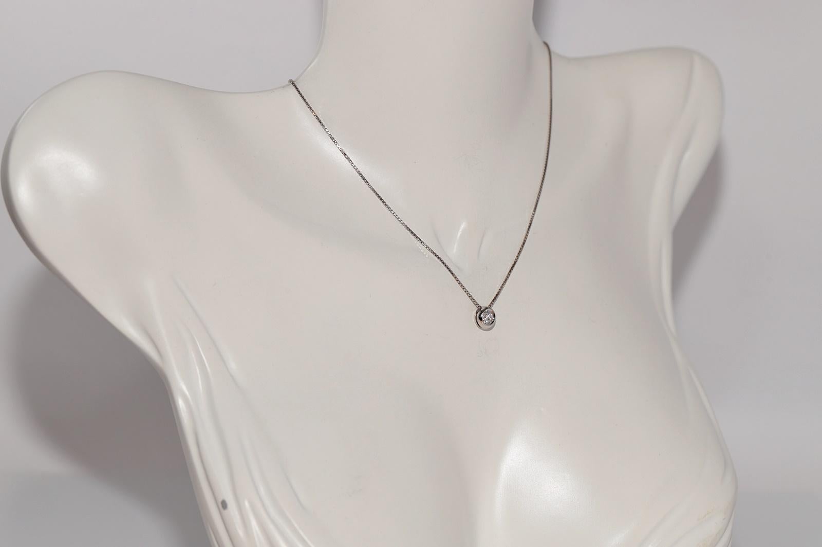 Collar Colgante Vintage Circa 1990s Oro 18k Diamante Natural Solitario Corte brillante en venta