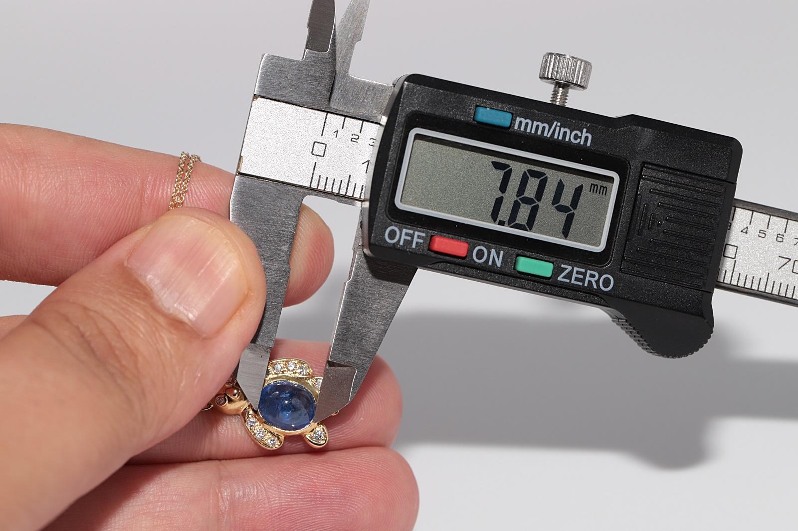 Vintage CIRCA 1990s 18k Gold Natürlicher Diamant Tansanit Bär Anhänger Halskette im Angebot 7