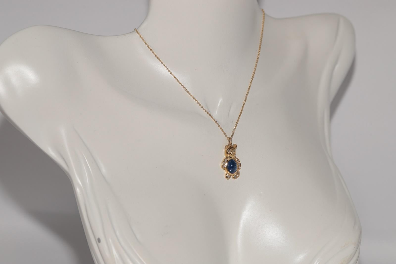 Vintage Circa 1990 Collier pendentif ours en or 18k avec diamant naturel Tanzanite Pour femmes en vente