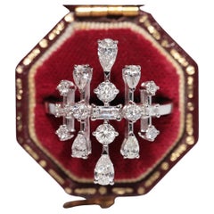 Vintage Circa 1990s 18k Gold Natural Pear Cut And Baguette Cut Diamond Ring