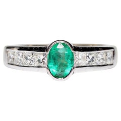 Vintage Circa 1990s 18K Gold Natural Princess Cut Diamond And  Emerald Ring 