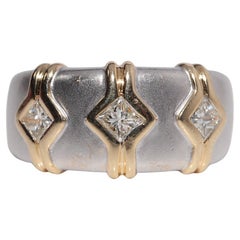 Vintage Circa 1990s 18k Gold Natural Princess Cut Diamond Band Ring